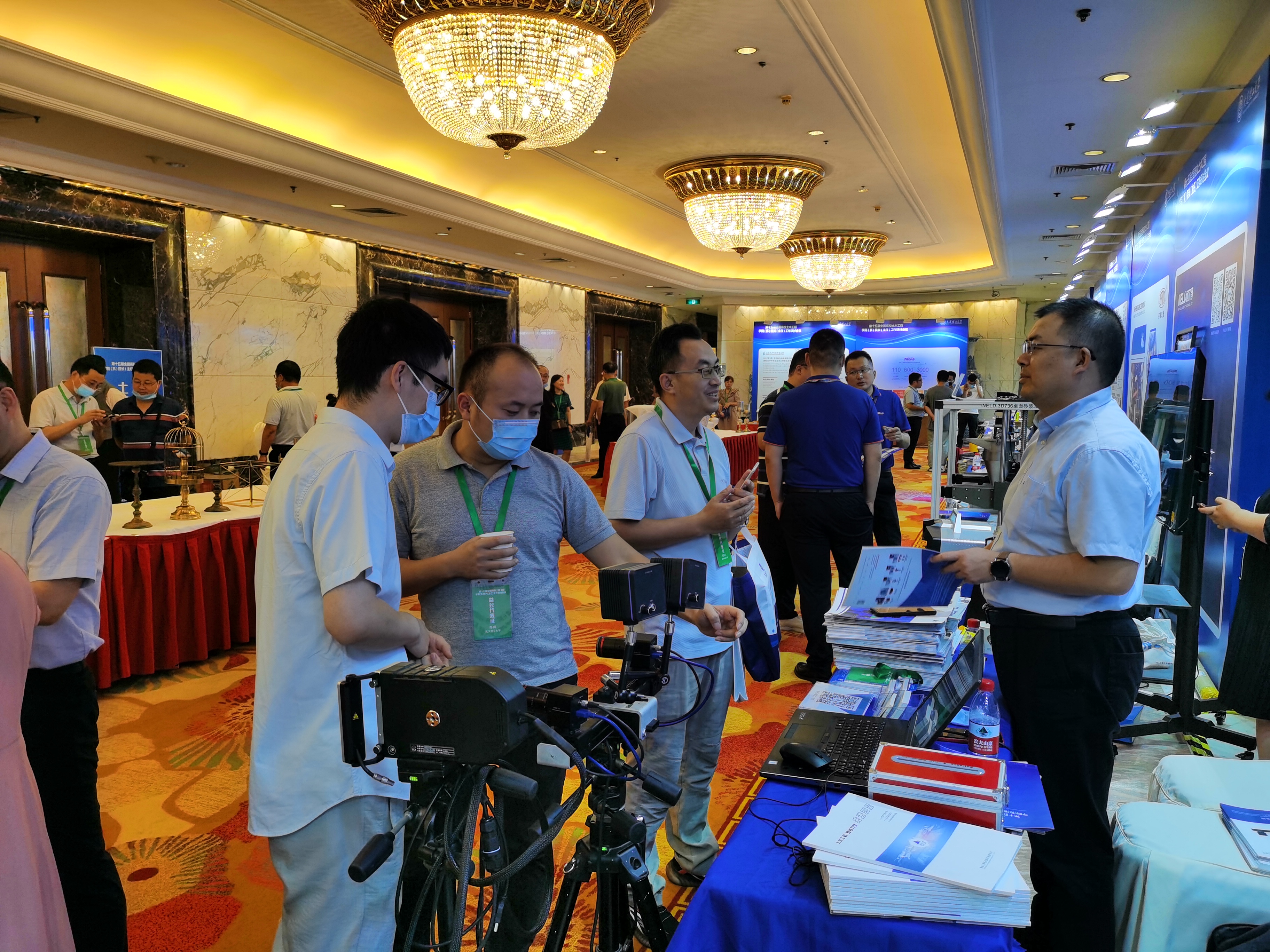 新拓DIC应变测量产品参展第十五届全国高校土木工程院长会议.jpg 新拓DIC应变测量产品参展第十五届全国高校土木工程院长会议.jpg