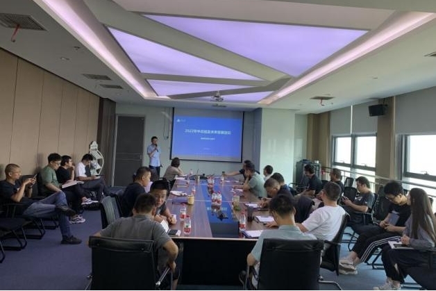心中有爱一起经历，眼里有光携手开拓 ——记新拓2022年中总结和团建活动.jpg