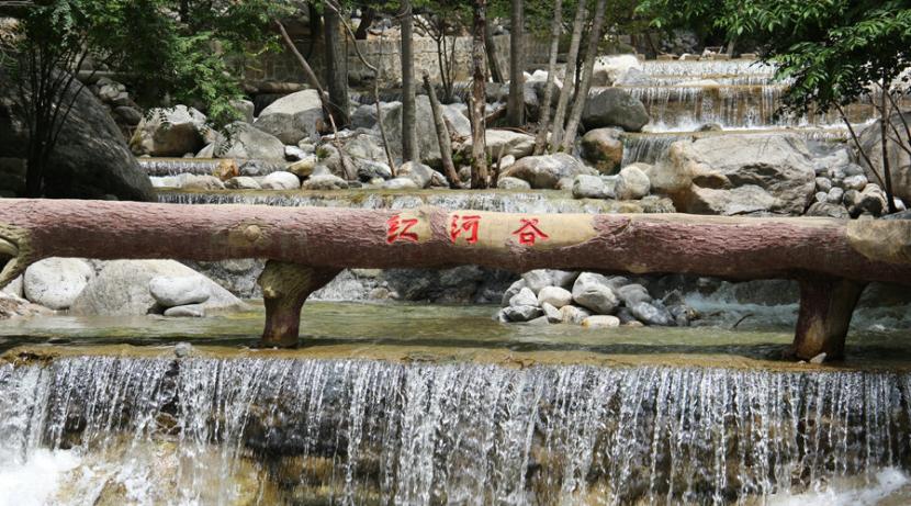 心中有爱一起经历，眼里有光携手开拓 ——记新拓2022年中总结和团建活动.jpg