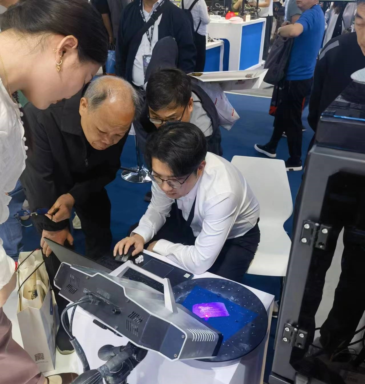XTOM蓝光三维扫描仪用于3D打印中小尺寸零部件3D检测.jpg XTOM蓝光三维扫描仪用于3D打印中小尺寸零部件3D检测.jpg